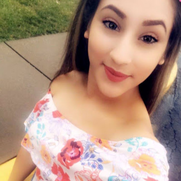 Meet your Posher, Yare - Picture 1 of 1